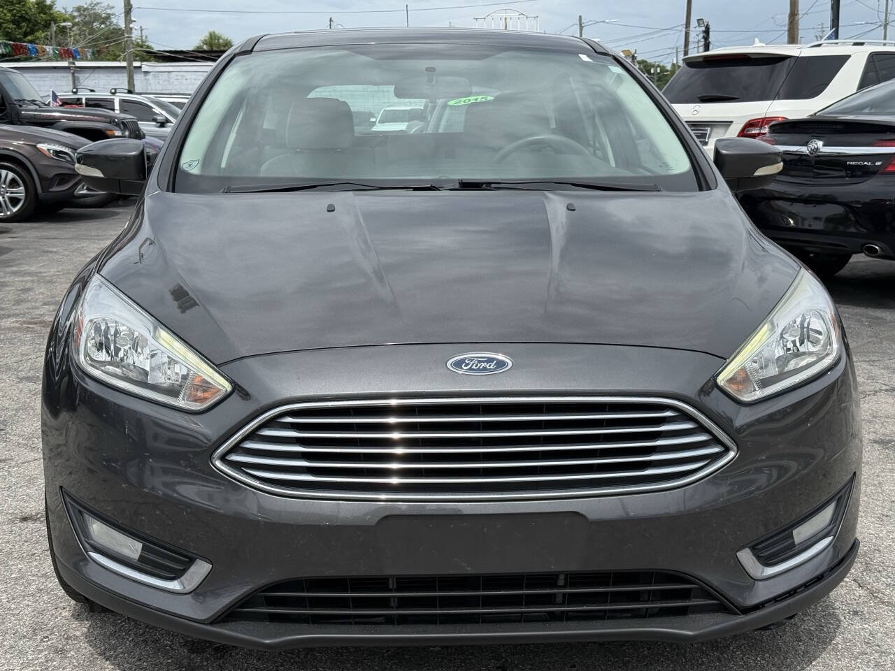 Used 2015 Ford Focus Titanium FWD image 10