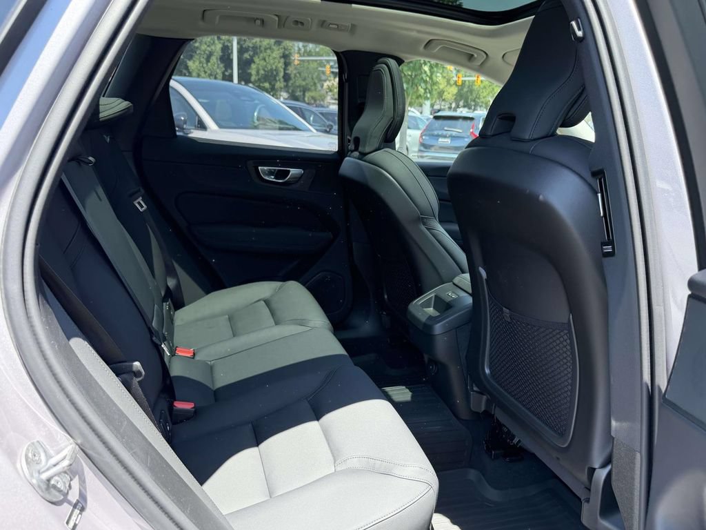 New 2026 Volvo XC60 B5 Plus w/ Protection Package Premier AWD/4WD image 12