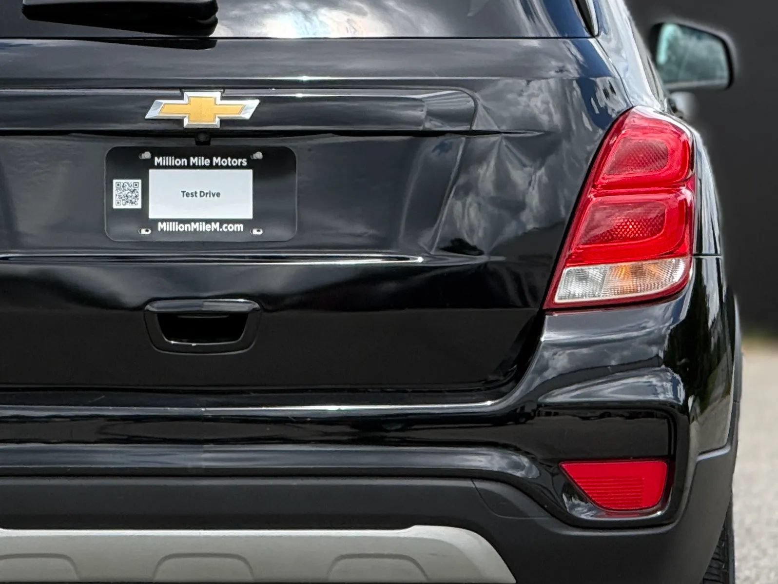 Used 2021 Chevrolet Trax LT FWD image 14
