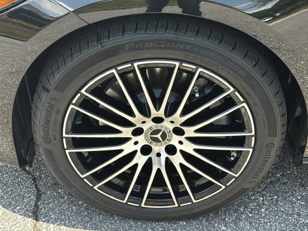 Certified 2025 Mercedes-Benz C 300 4MATIC Sedan image 13