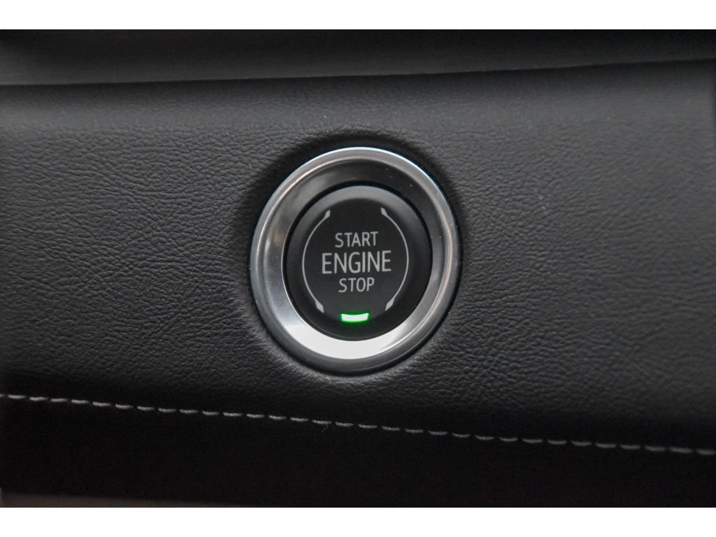 Certified 2023 Cadillac Escalade ESV Premium Luxury image 34