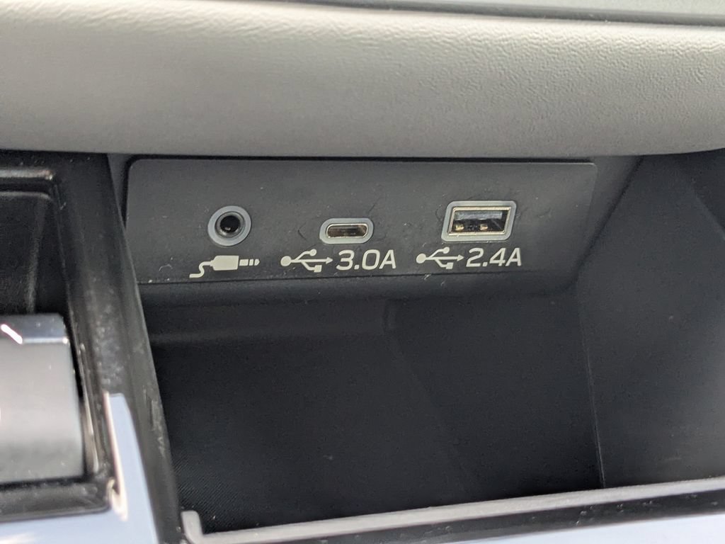 Used 2025 Subaru Outback Premium AWD/4WD image 25