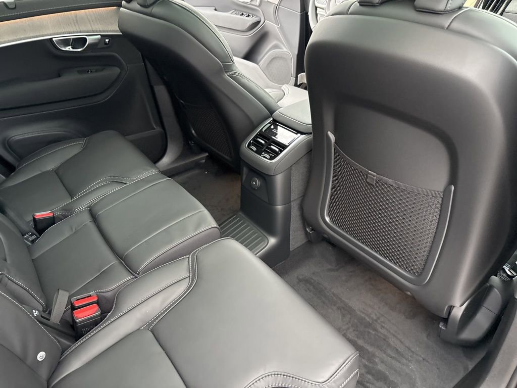 New 2026 Volvo XC90 T8 Ultra w/ Protection Package Premier image 46