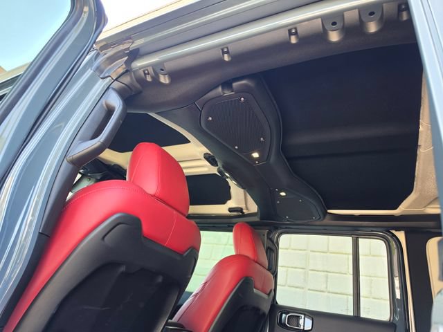 Used 2024 Jeep Wrangler Unlimited Rubicon 392 AWD/4WD image 37