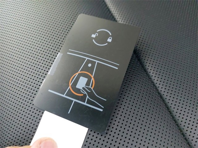 Used 2026 Tesla Model Y Long Range image 35