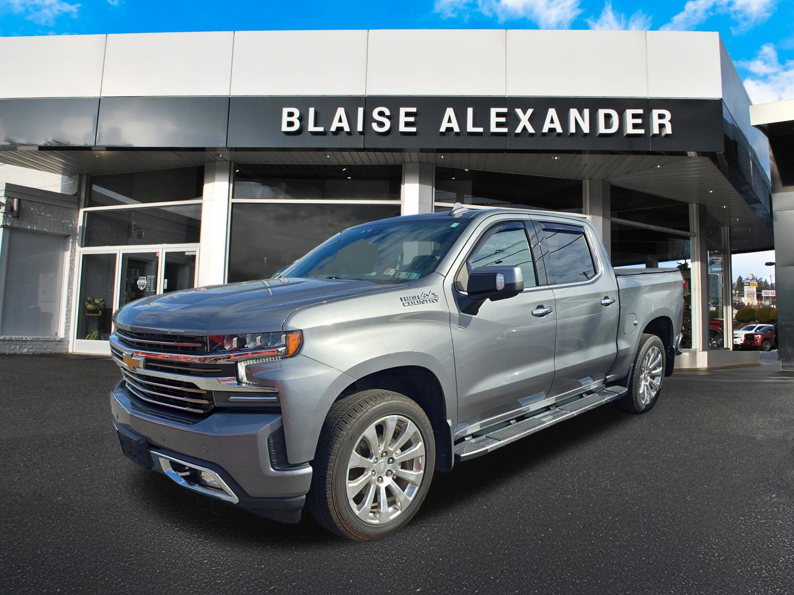 Used 2021 Chevrolet Silverado 1500 High Country w/ Technology Package image 8