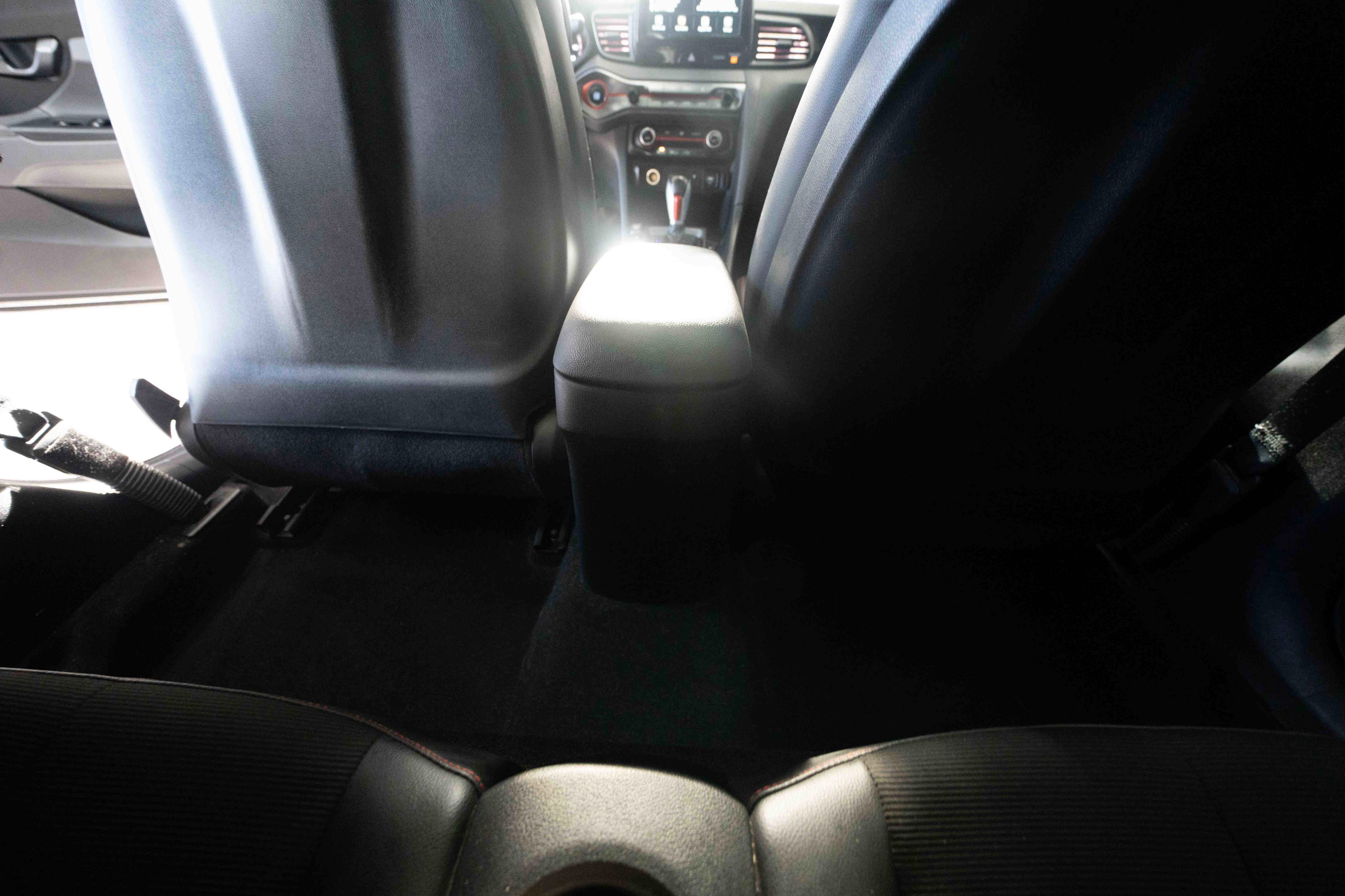 Used 2019 Hyundai Veloster 2.0 Premium image 22