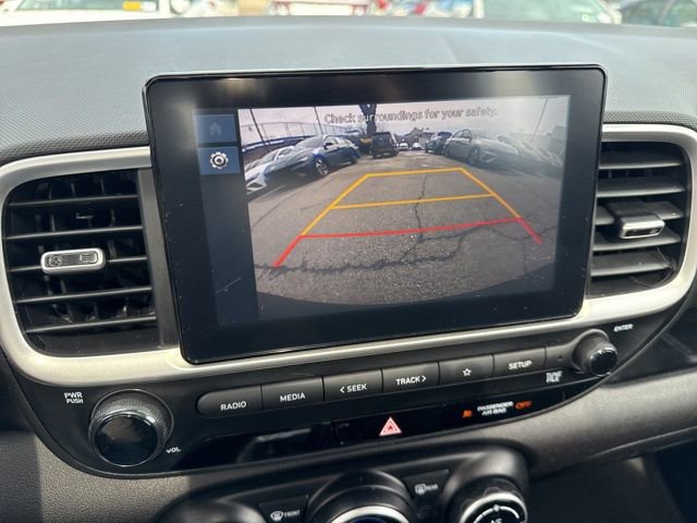 Certified 2023 Hyundai Venue SEL image 11