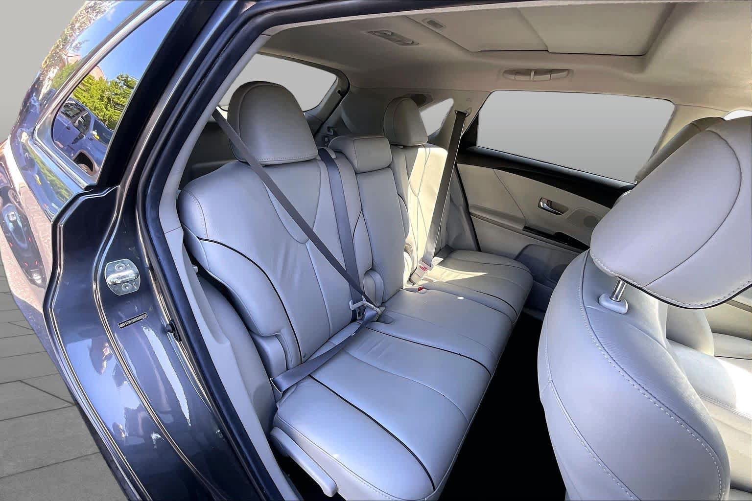 Used 2013 Toyota Venza Limited w/ Tow Prep Pkg AWD/4WD image 25