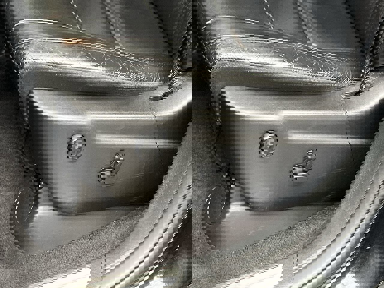 Used 2018 Jeep Grand Cherokee Limited image 11