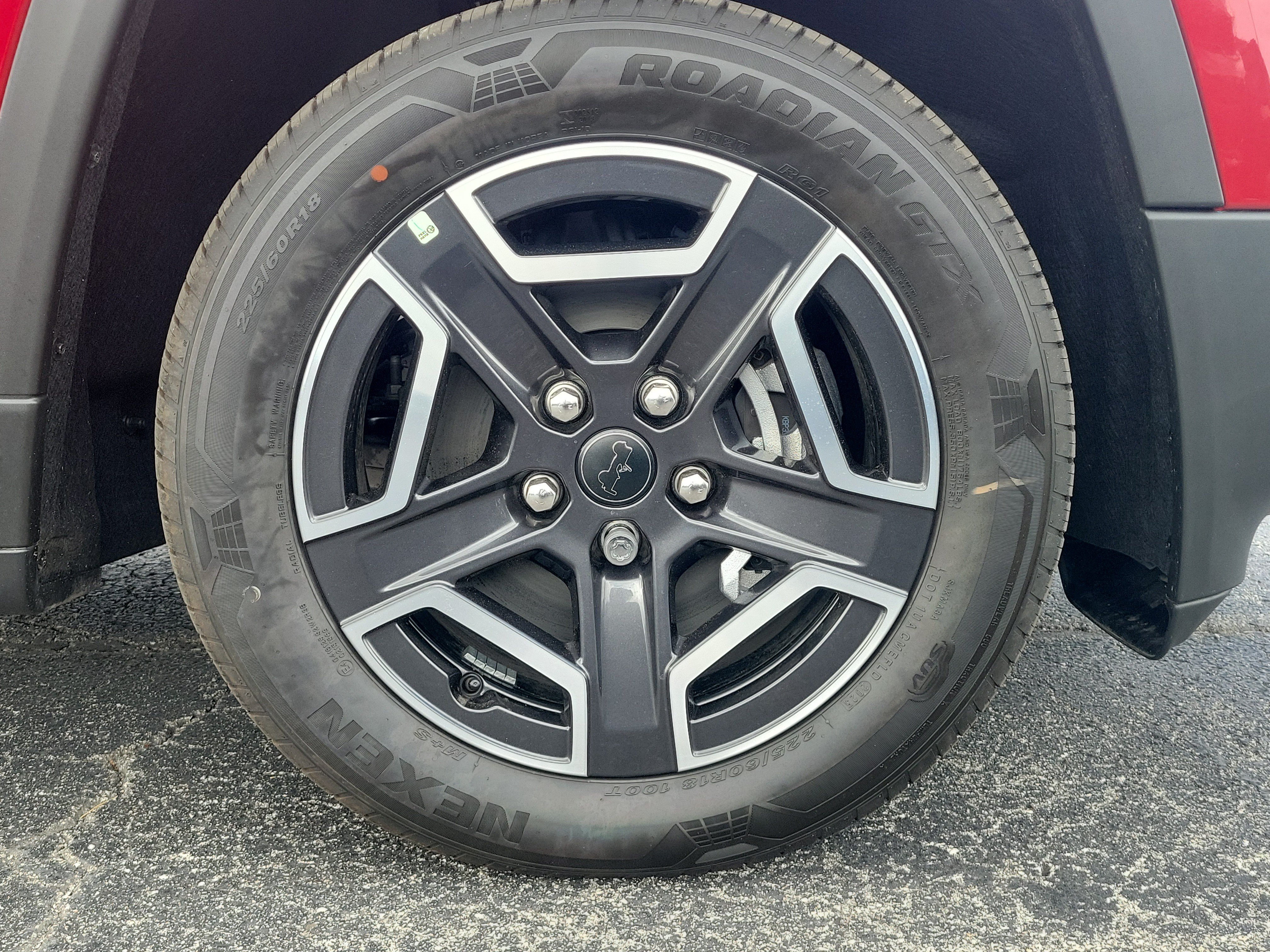 New 2026 Jeep Cherokee Laredo AWD/4WD image 12