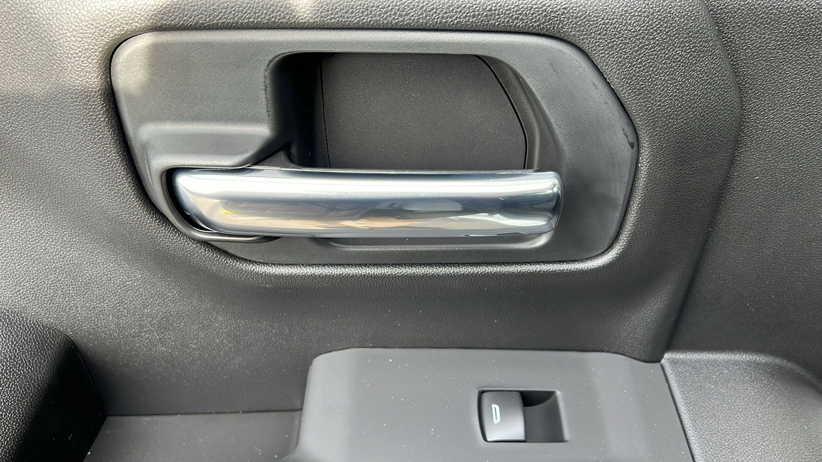 New 2025 Chevrolet Silverado 1500 Custom image 13