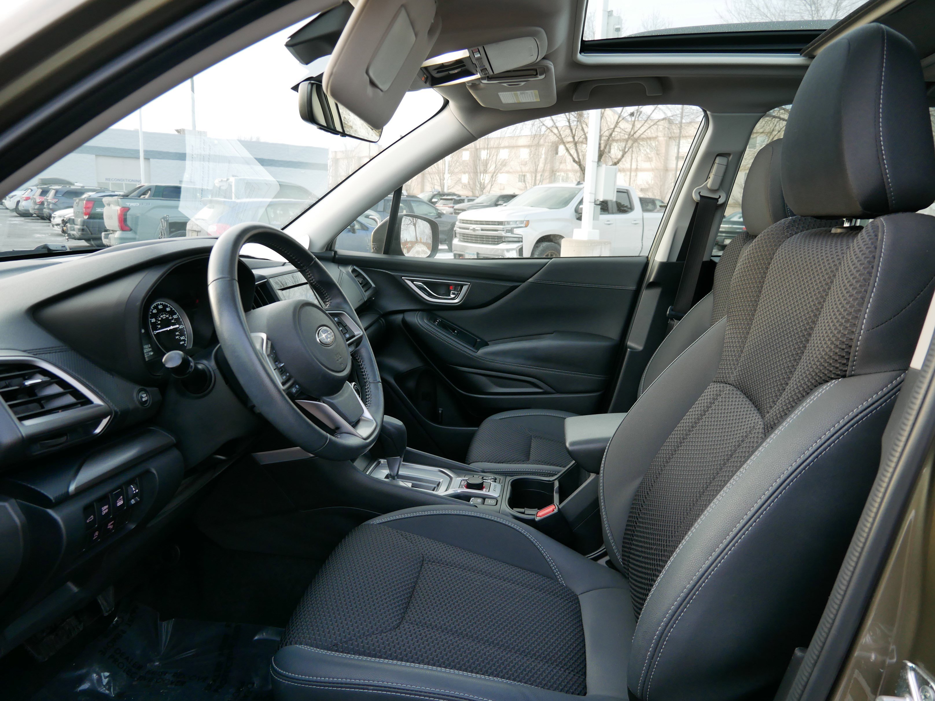 Certified 2023 Subaru Forester Premium image 31