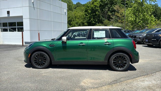 Used 2023 MINI Cooper 4-Door Hardtop FWD image 4