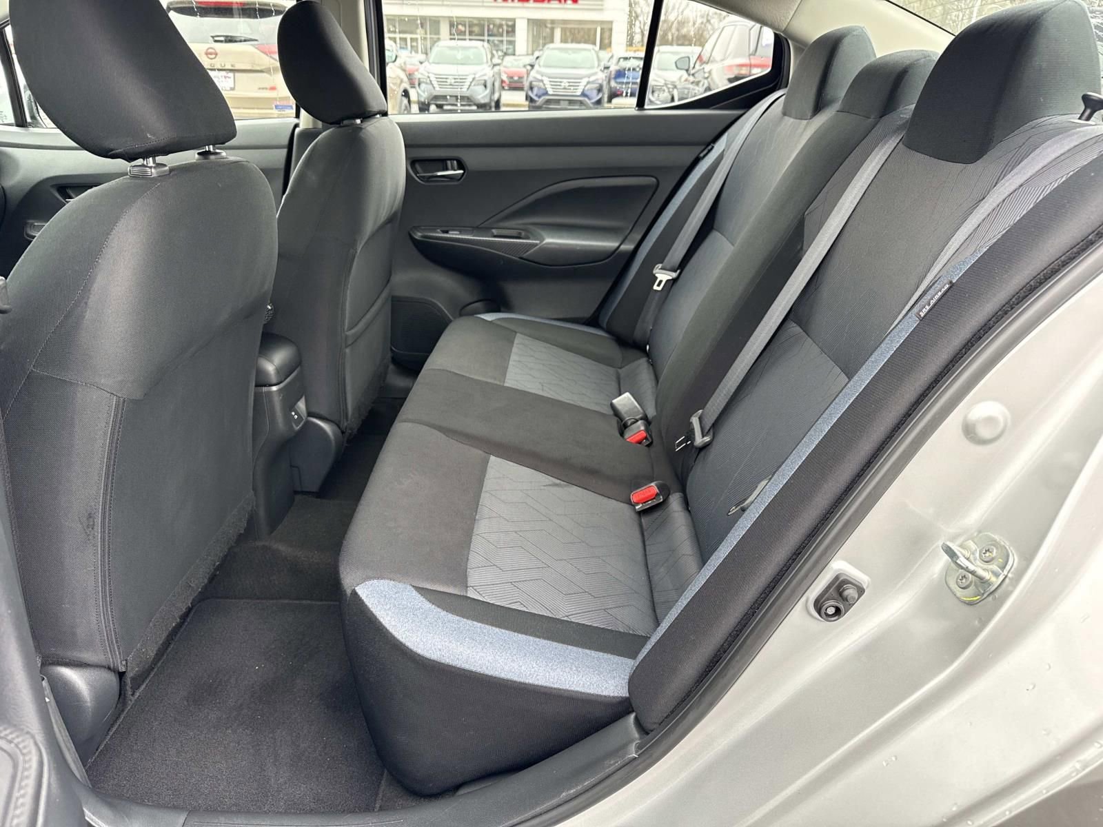 Used 2023 Nissan Versa SV image 27