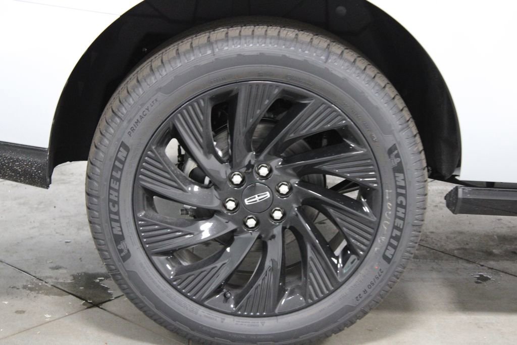 New 2026 Lincoln Navigator Reserve AWD/4WD image 12