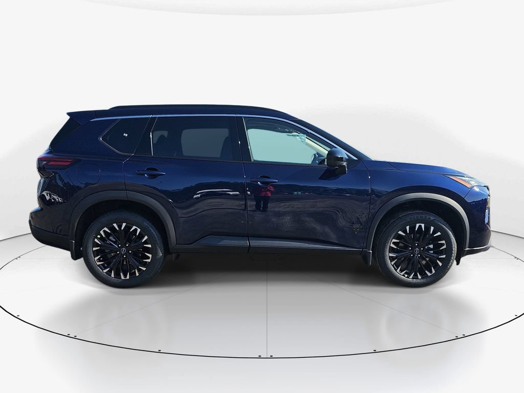 New 2026 Nissan Rogue Dark Armor FWD image 3