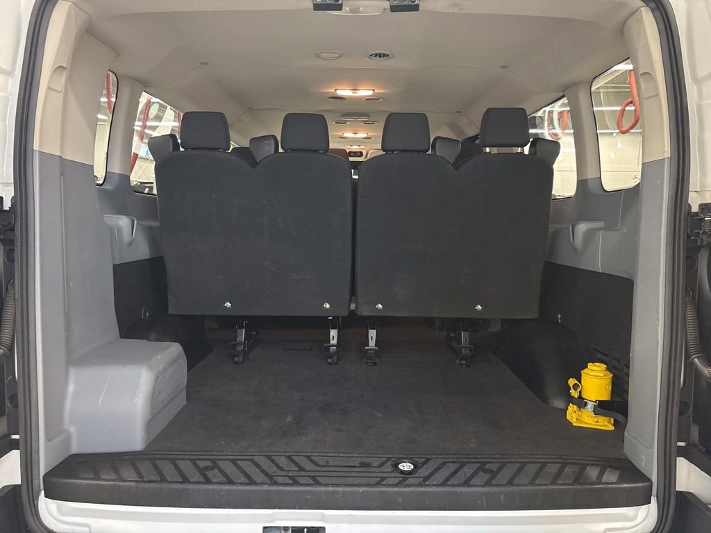 Used 2019 Ford Transit 350 XLT RWD image 13