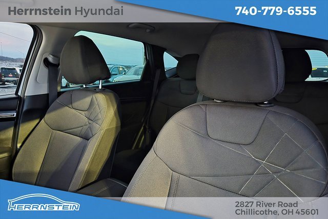 Used 2023 Hyundai Tucson SE image 20