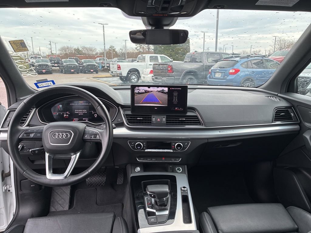 Used 2025 Audi Q5 2.0T Premium image 17