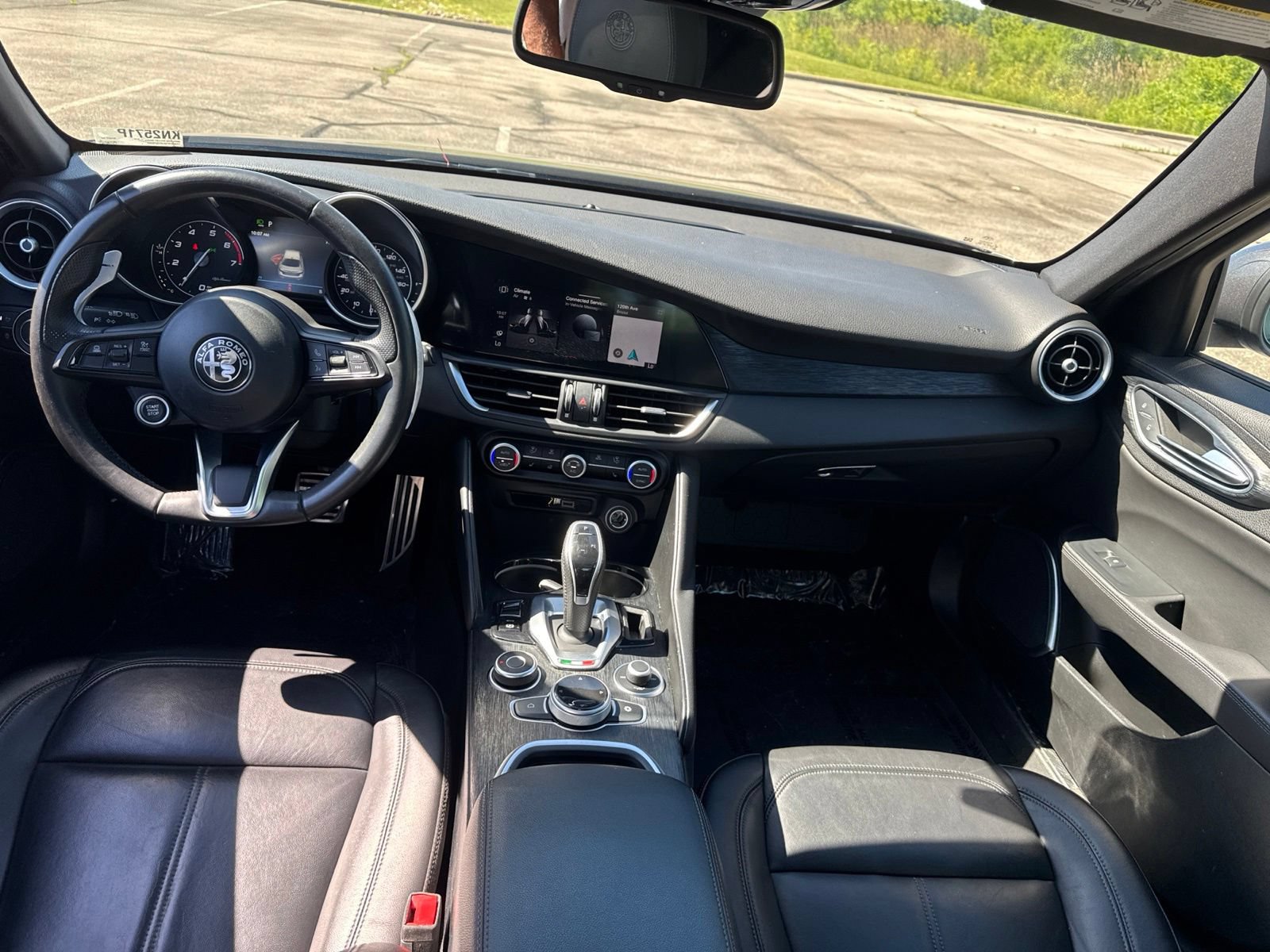 Used 2023 Alfa Romeo Giulia Sprint RWD image 13