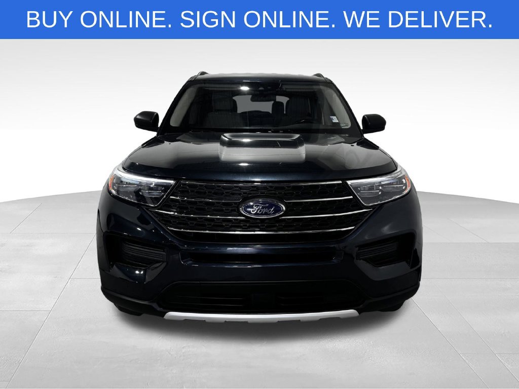 Used 2023 Ford Explorer XLT AWD/4WD image 11
