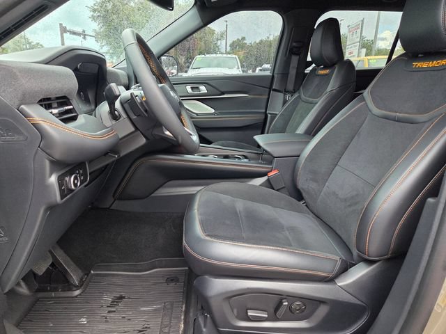 Used 2026 Ford Explorer Tremor w/ Tremor Ultimate Package AWD/4WD image 14
