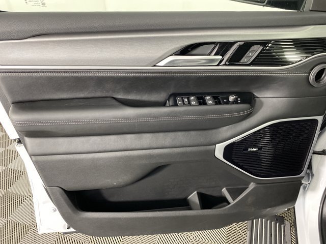 New 2026 Jeep Grand Wagoneer Limited AWD/4WD image 13