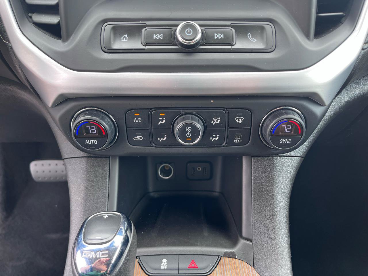 Used 2019 GMC Acadia SLE AWD/4WD image 34