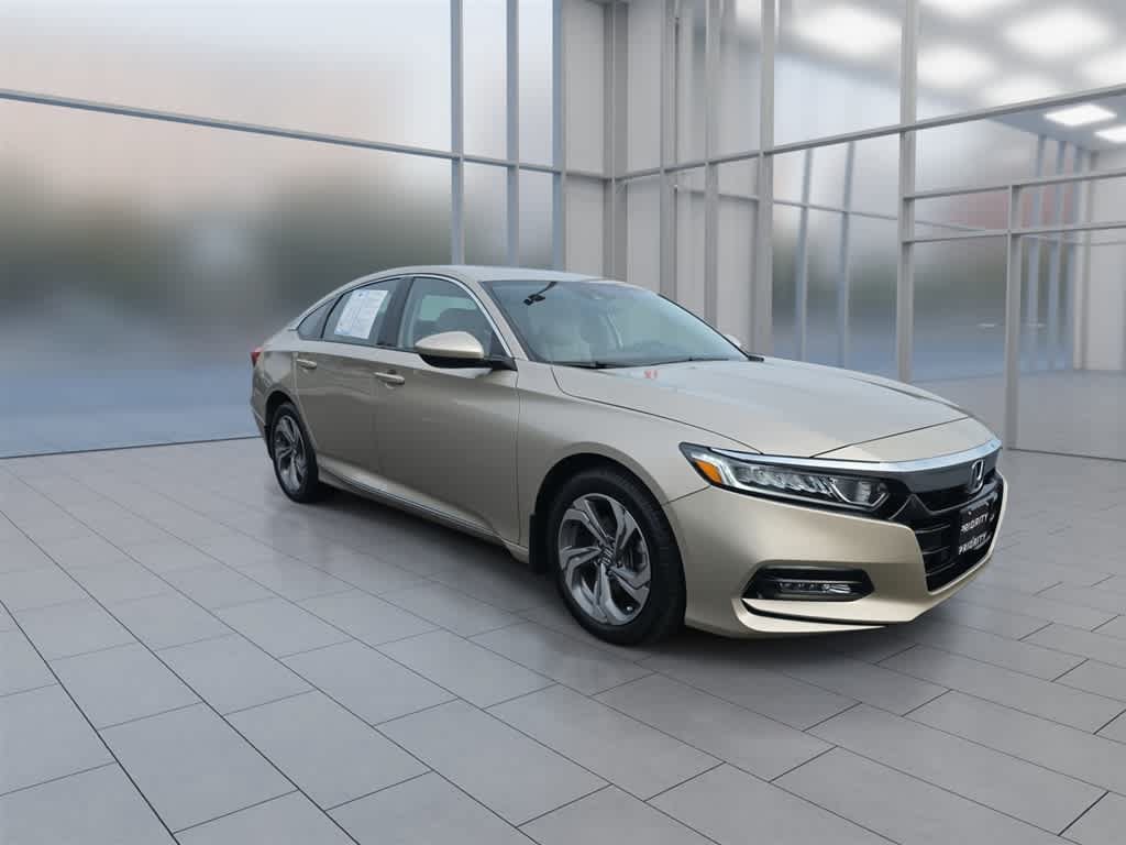 Certified 2018 Honda Accord EX image 3