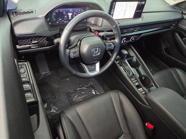 Used 2025 Honda Accord Touring image 9