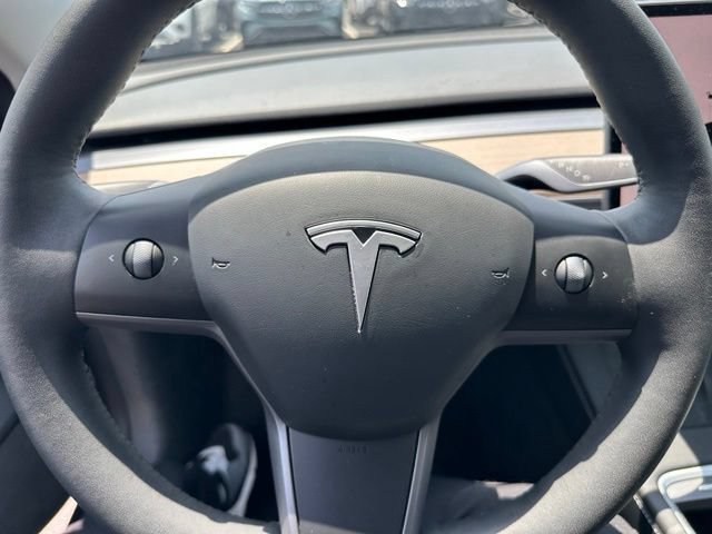 Used 2023 Tesla Model Y Long Range AWD/4WD image 16