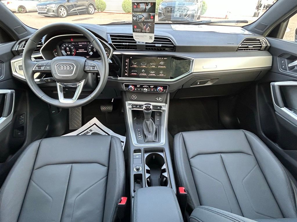 Used 2025 Audi Q3 2.0T Premium w/ Convenience Package image 10