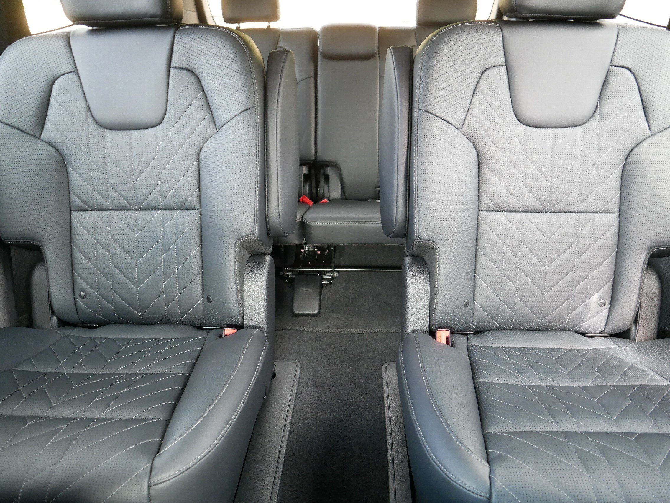Certified 2025 Kia Telluride SX Prestige X-Line AWD/4WD image 13