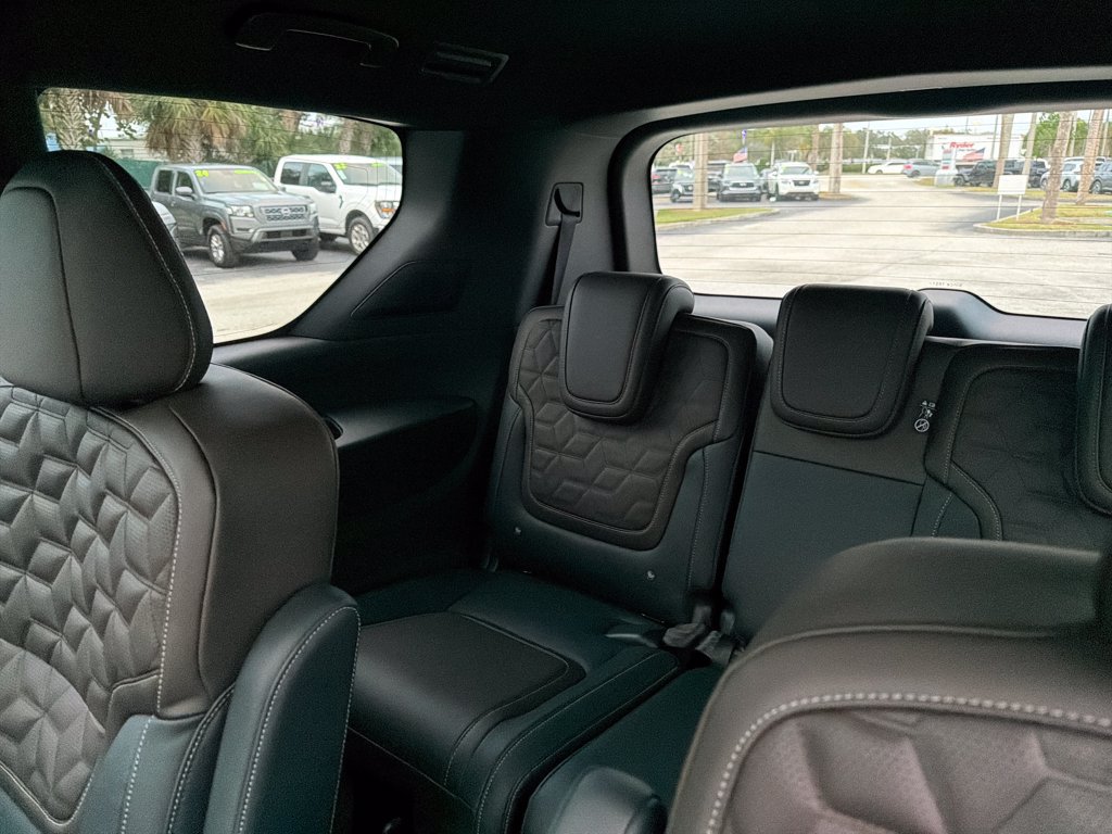New 2026 Nissan Armada Platinum Reserve AWD/4WD image 32