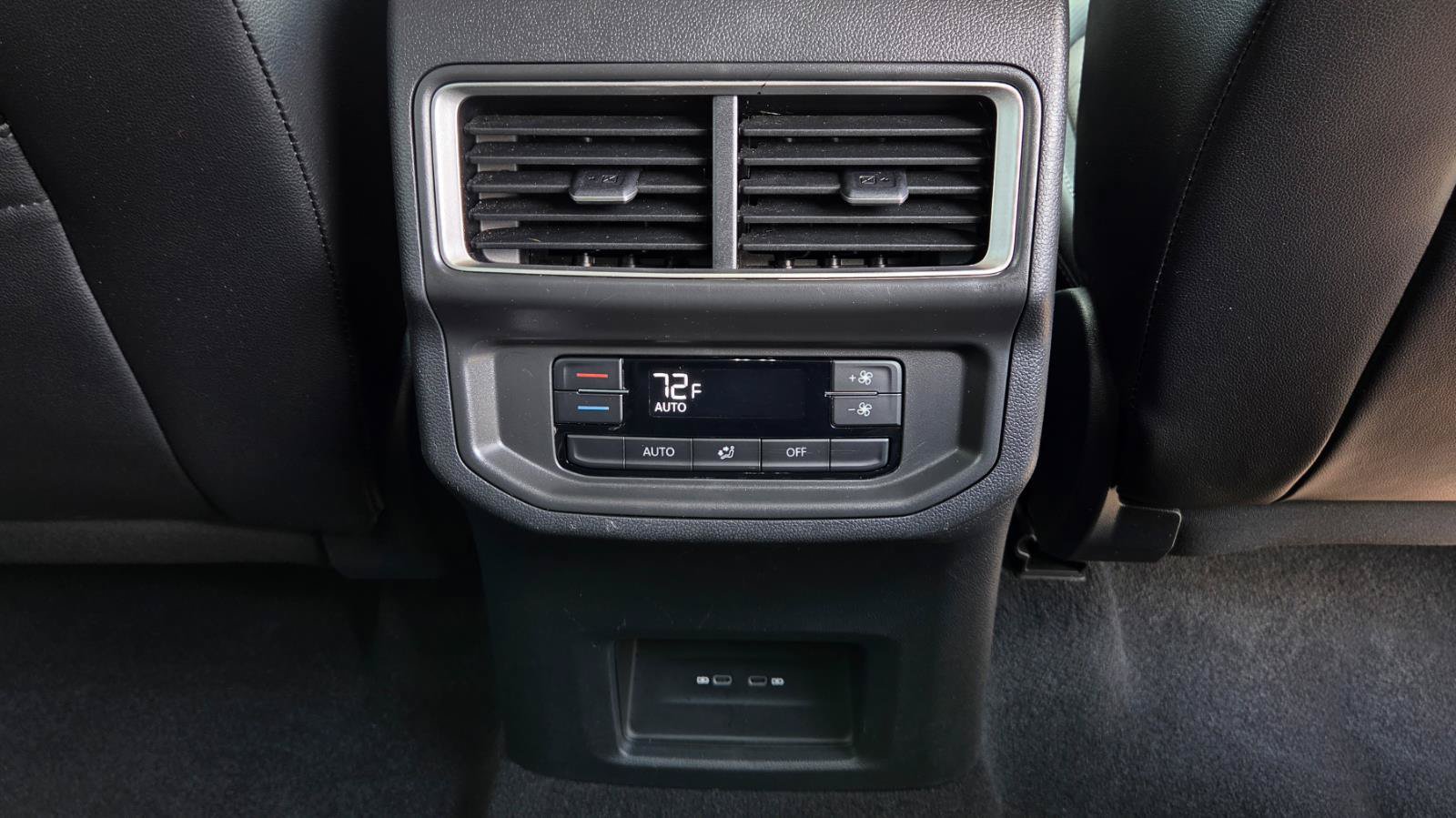 Used 2024 Volkswagen Atlas SE FWD image 59