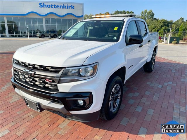 Used 2022 Chevrolet Colorado Z71 image 32