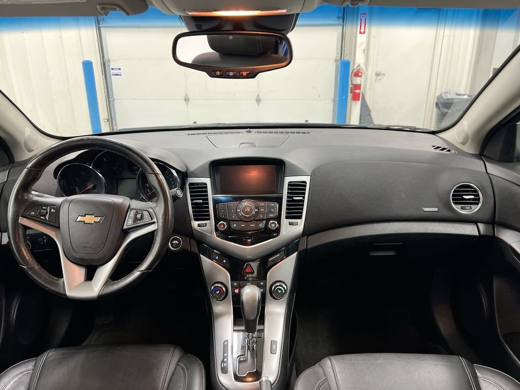 Used 2014 Chevrolet Cruze LTZ w/ RS Package FWD image 10