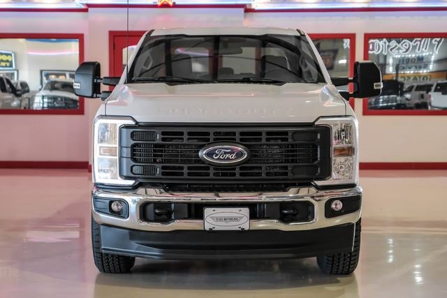 Used 2023 Ford F350 XL w/ FX4 Off-Road Package image 8