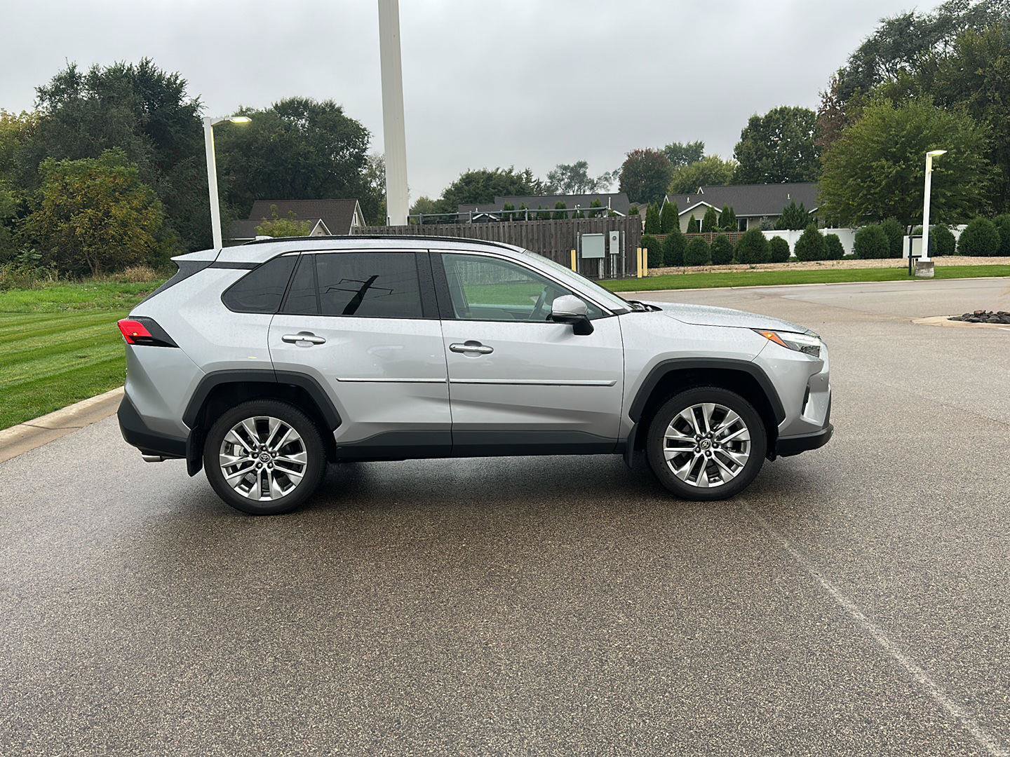 Used 2025 Toyota RAV4 Limited w/ Weather Package AWD/4WD image 2