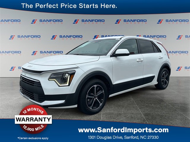 Used 2023 Kia Niro LX image 1