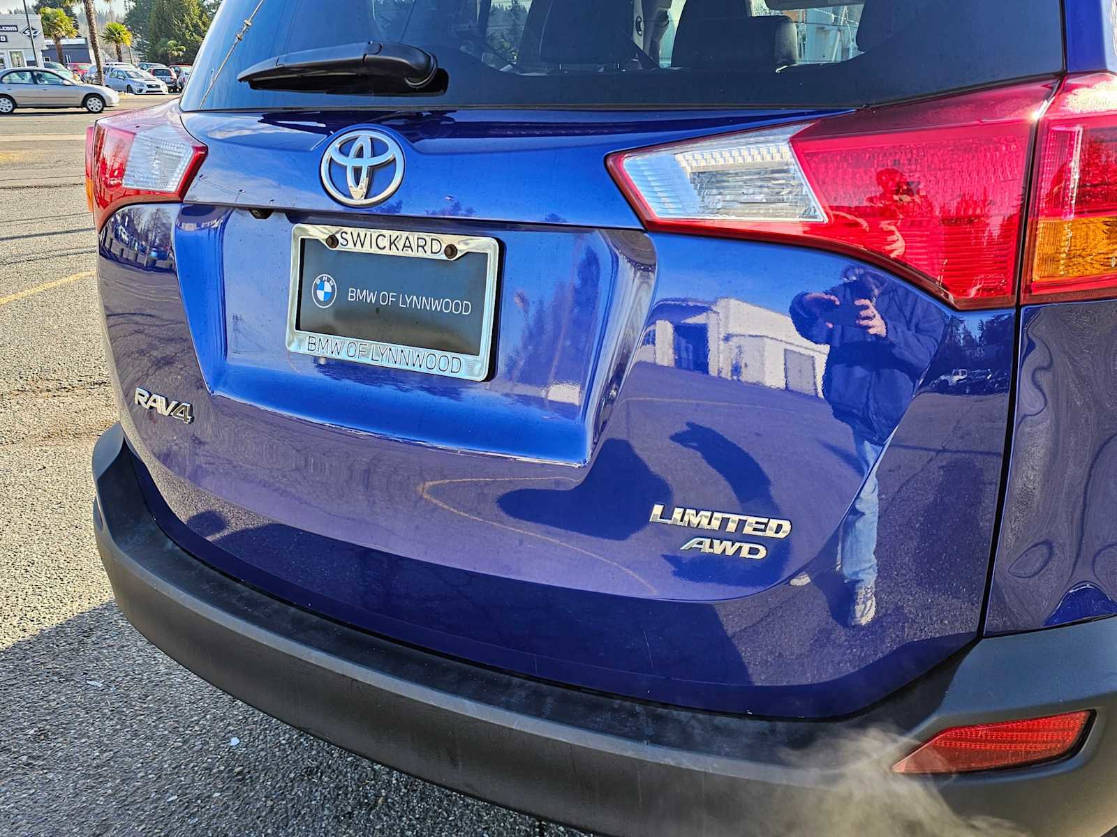 Used 2015 Toyota RAV4 Limited image 13