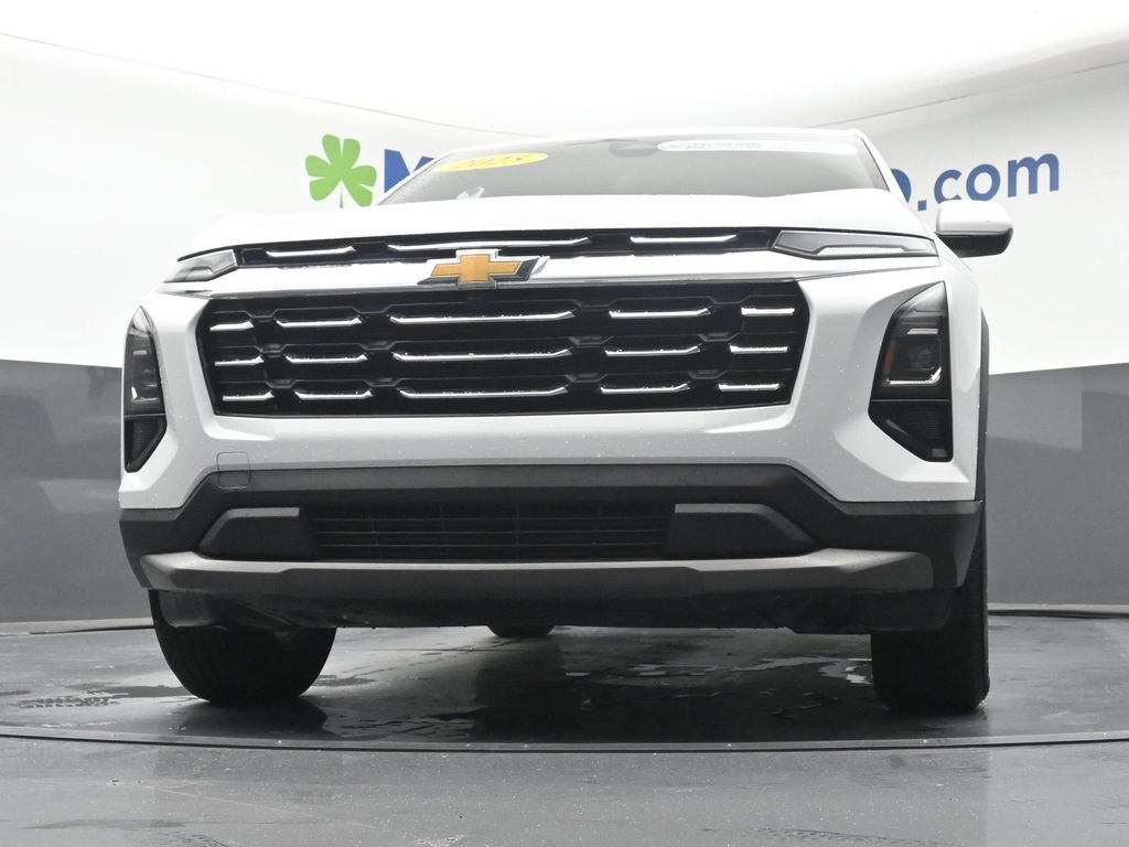Used 2025 Chevrolet Equinox LT AWD/4WD image 7