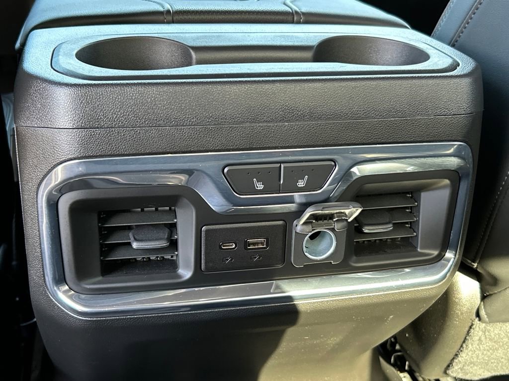 Used 2022 Chevrolet Silverado 3500 High Country w/ LPO, Hitch Package image 21