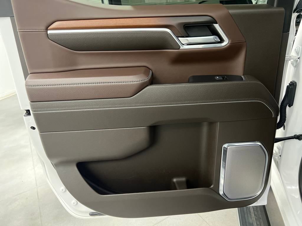 Used 2024 GMC Sierra 1500 Denali w/ Denali Reserve Package image 18