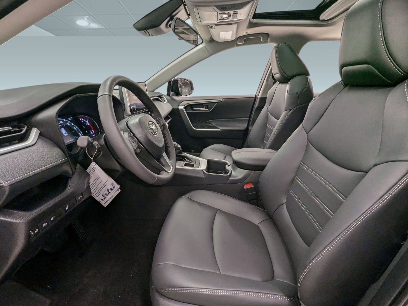 New 2025 Toyota RAV4 XLE Premium image 4