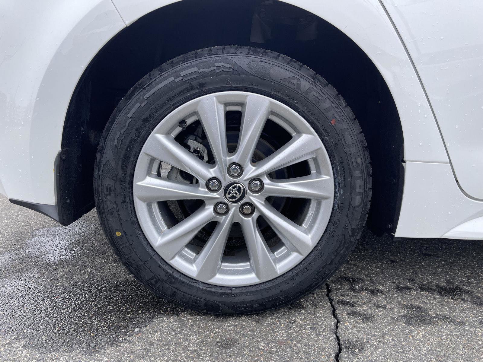 Used 2024 Toyota Corolla SE image 20