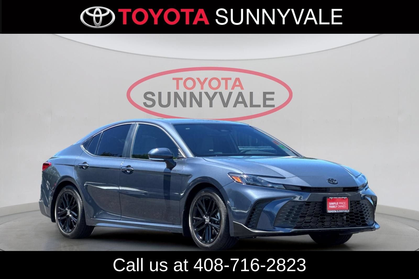 Used 2026 Toyota Camry SE w/ Multimedia Upgrade Package FWD image 10