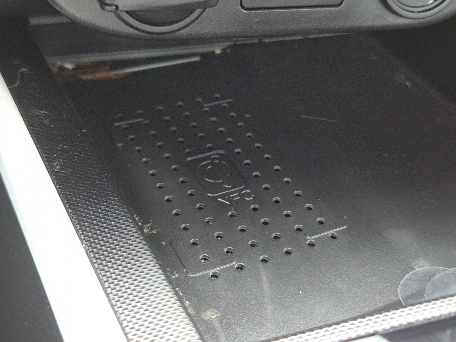 Used 2021 Hyundai Elantra Limited image 7