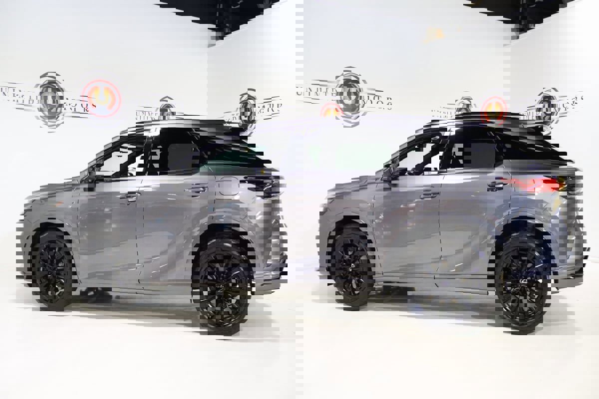Used 2023 Lexus RX 500h F Sport image 29